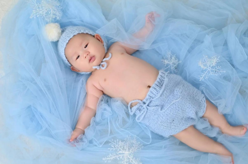 阳泉宝宝要不要穿袜子